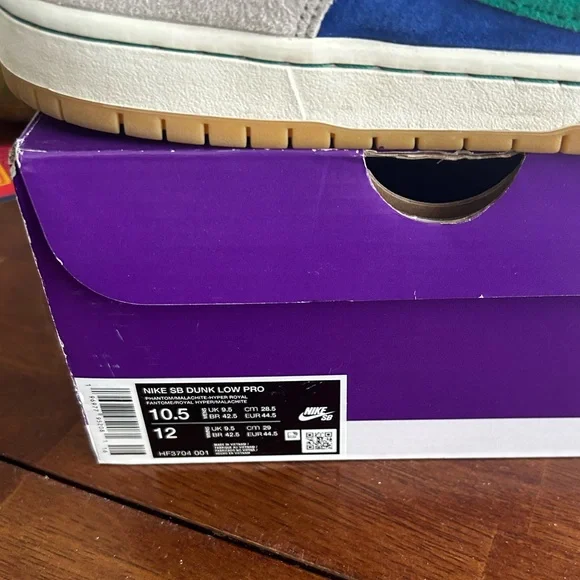 NIKE SB PHANTOM/MALACHITE 2023 DUNK
MODERATELY WORN - Picture 7 of 7